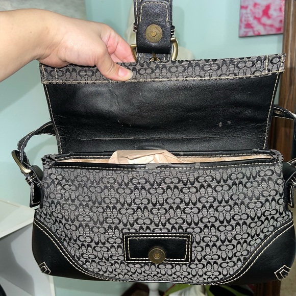 Sold!!! Coach Black and Gray Signature Shoulder Bag - Picture 6 of 8